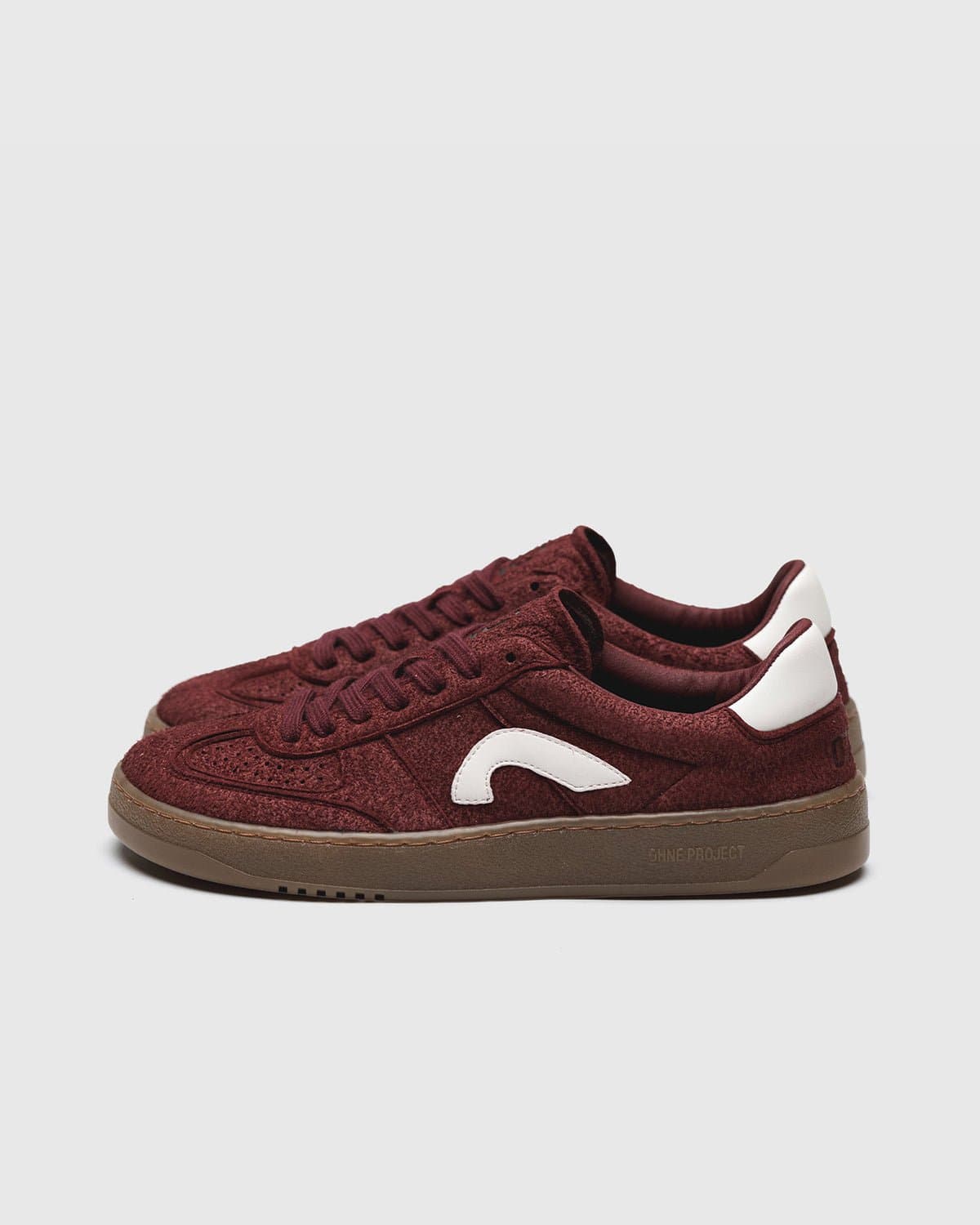 Ohne Project Project 070, color Burgundy